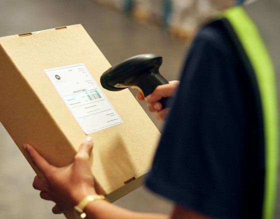 Custom diecut folding detail Barcode printing service scanning package